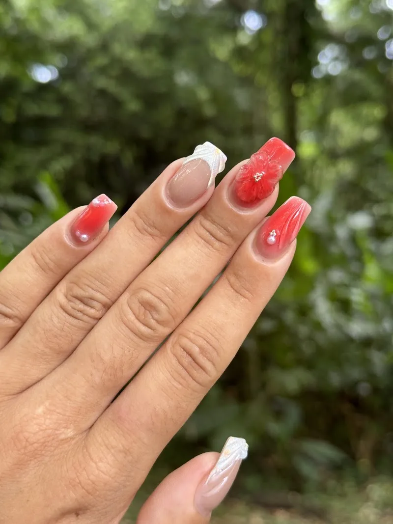 Niva Nails
