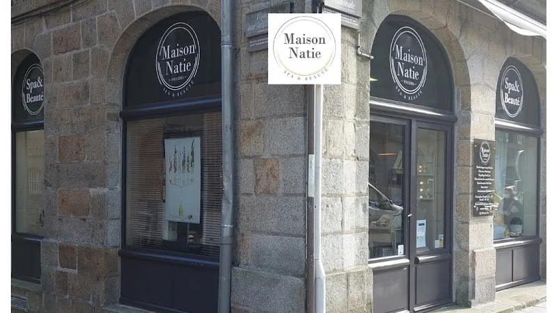 MAISON NATIE Fougères Phytomer-Paul&Joe-Harcourt-Revitalash-TanTowel-NailMatic-Bachca-Nougatine-Beverlyhills formula