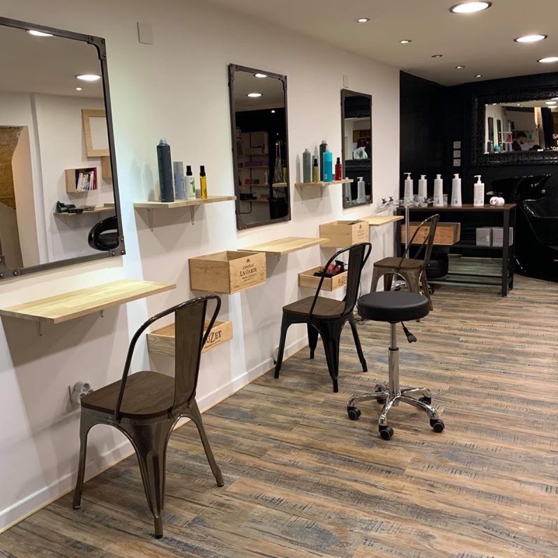 Le 6 coiffure - Coiffure Bordeaux - OneBooking