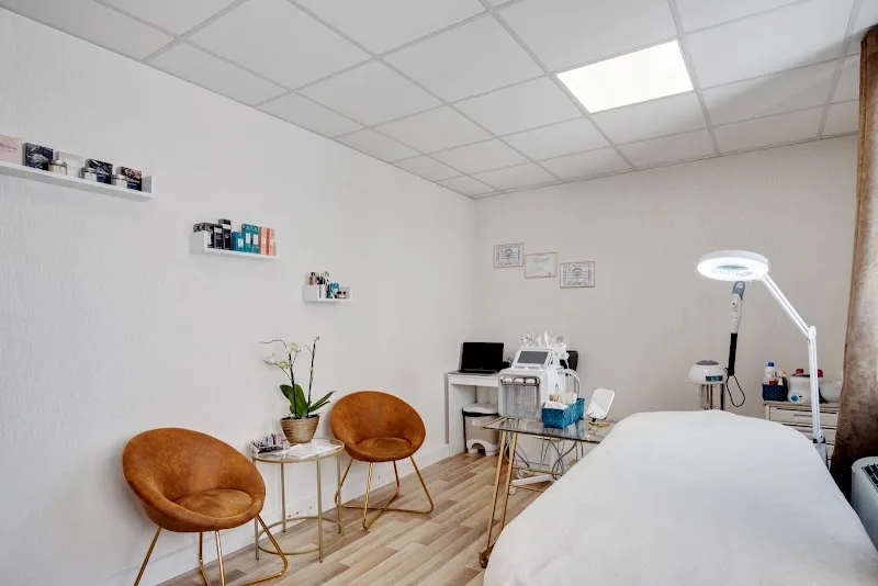 MAISON DE BEAUTÉ - Maquillage Strasbourg - Photo de couverture - OneBooking