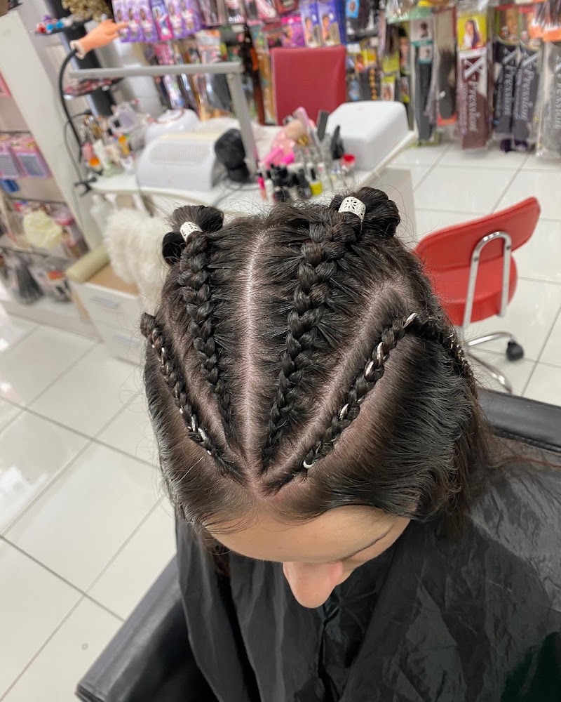 Salon de Coiffure: Ade Beauty - Coiffure Nîmes - OneBooking