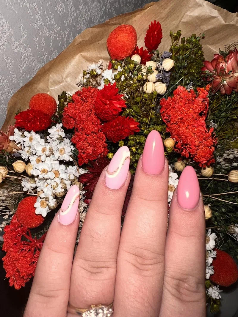 Pretty Baddie Nails