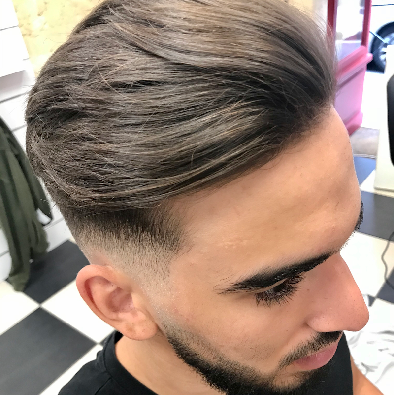 What Coiffure ! - Coiffure Bordeaux - OneBooking