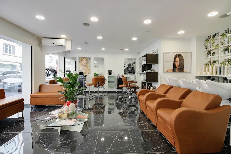 Julie Borne Coiffure Création - Coiffure Lyon - OneBooking