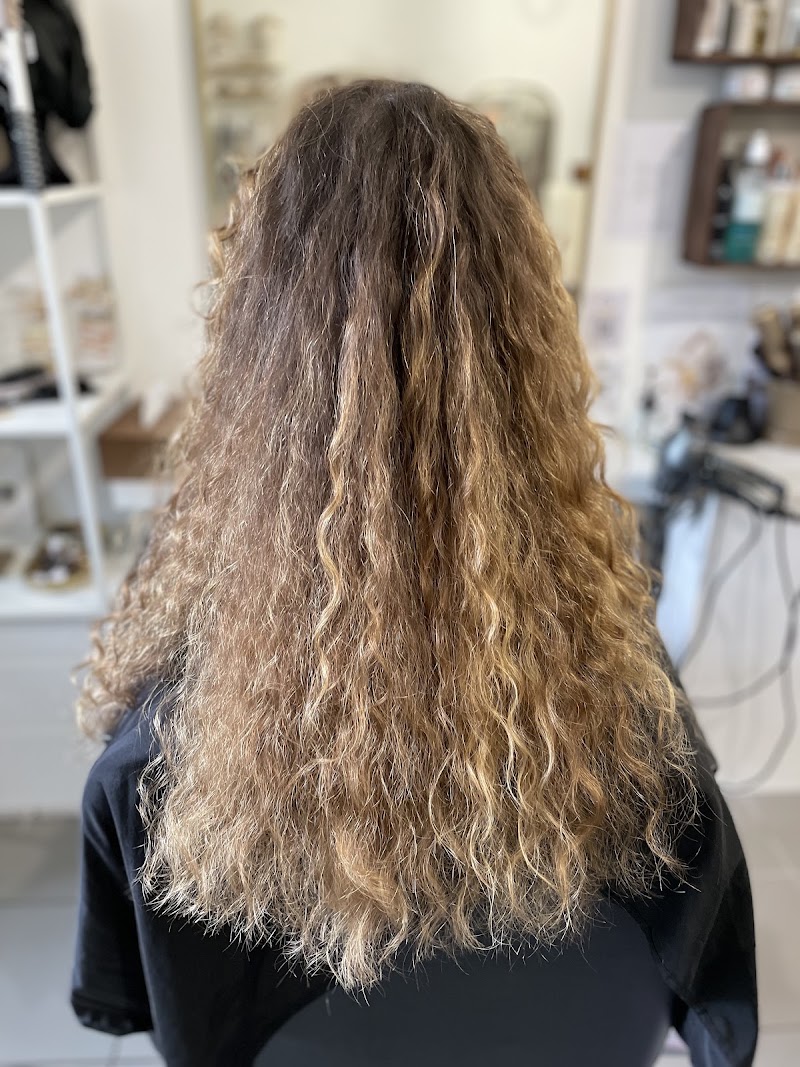 Johanna Coiffure - Coiffure Tours - OneBooking
