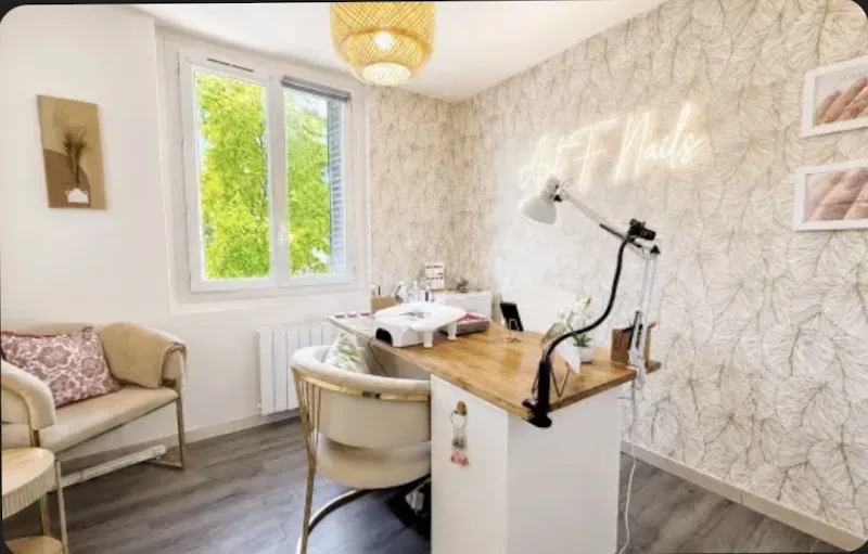 ART_F NAILS - Ongles - clermont-ferrand