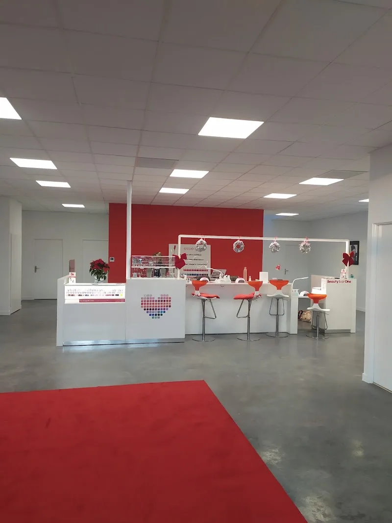 Centre esthétique Perpignan - Onglerie - Epilation Lumière Pulsée - Soin Visage & Peau - Préssotherapie (66) / Pollestres