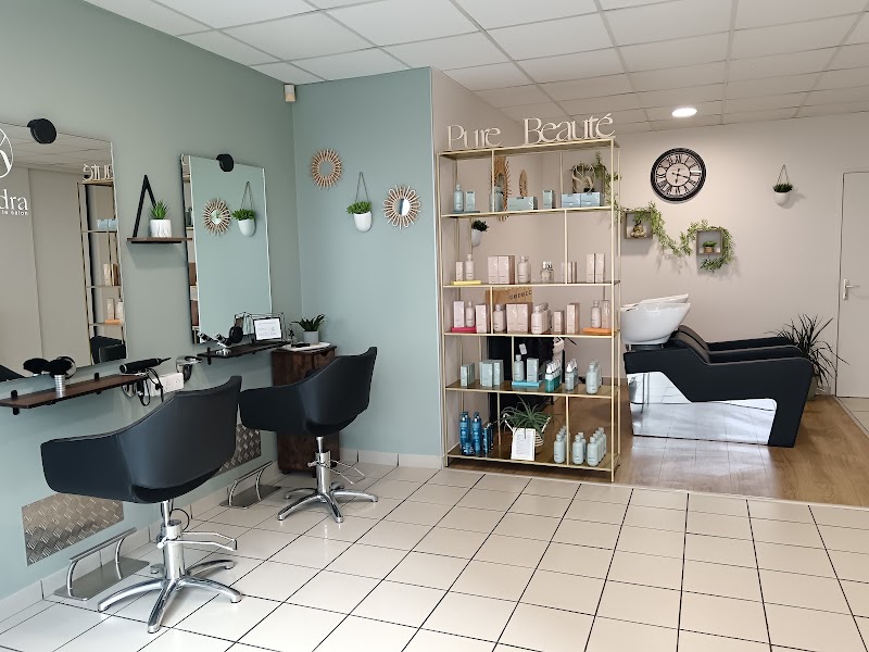 Tendance Coiffure Coloration Naturelle/Végétale KYDRA BOTANIQUE - HAIR SPA - Coiffure Reims - OneBooking