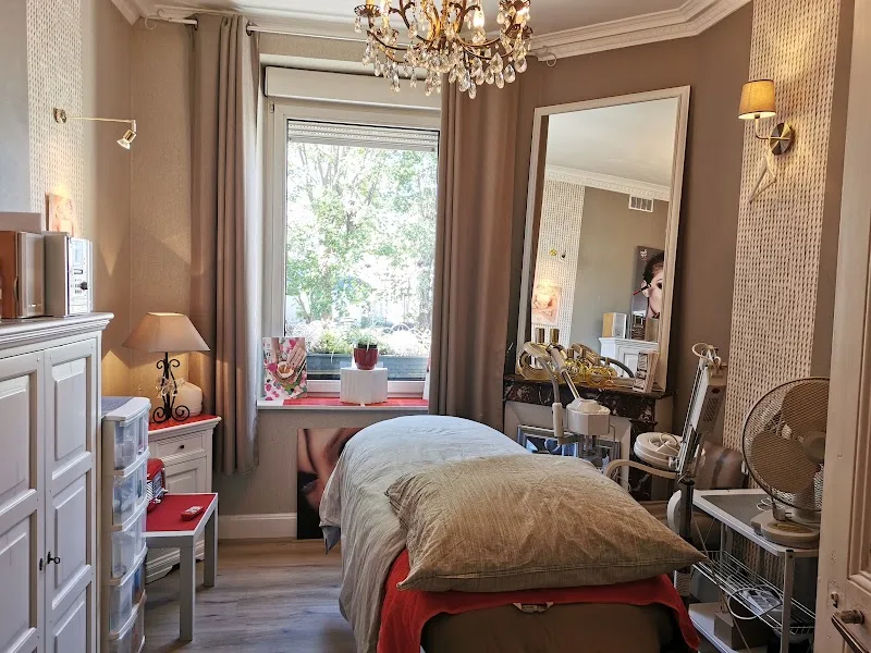 Charme Et Beaute - Nancy