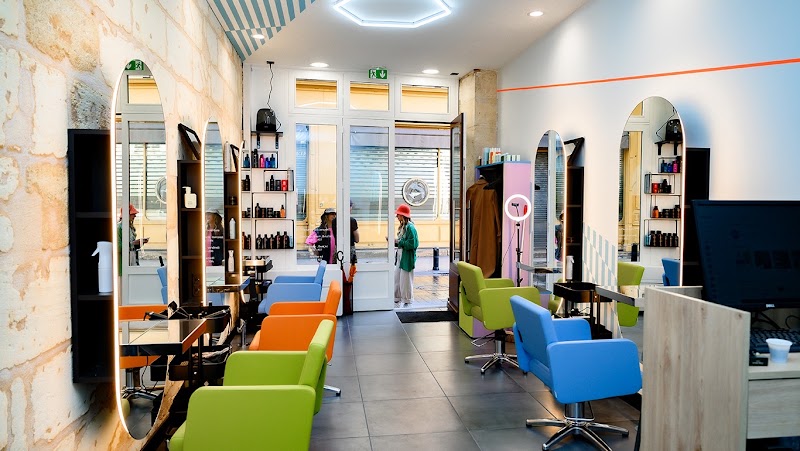 Le Chalet - Coiffeur Bordeaux - Coiffure Bordeaux - OneBooking
