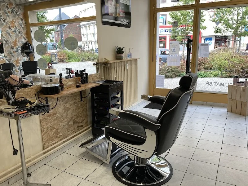 Jolie ´ vine. Coiffure