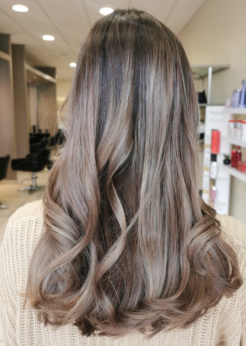 Yséal Salon & Coiffure (Auxerre Clairions) - Coiffure Auxerre - OneBooking