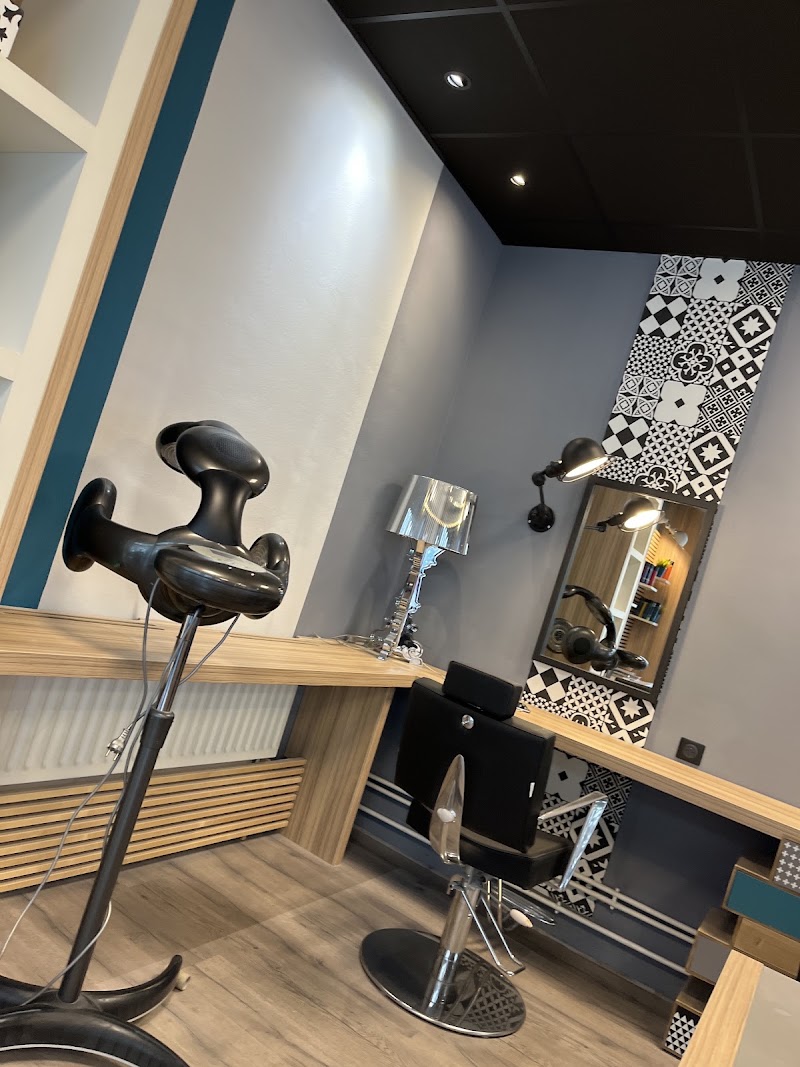 Lili Studio - Coiffure Saint-Étienne - OneBooking