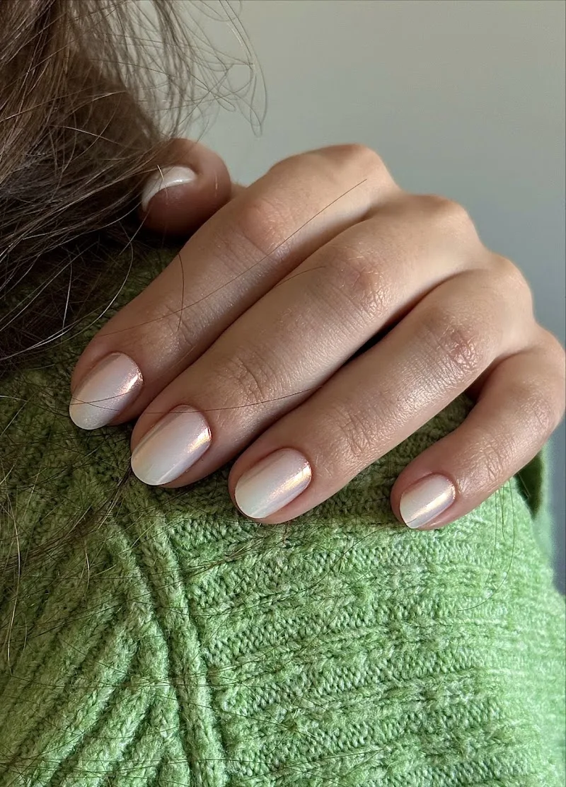 Ongles&Manucure russe à Metz - Elinails