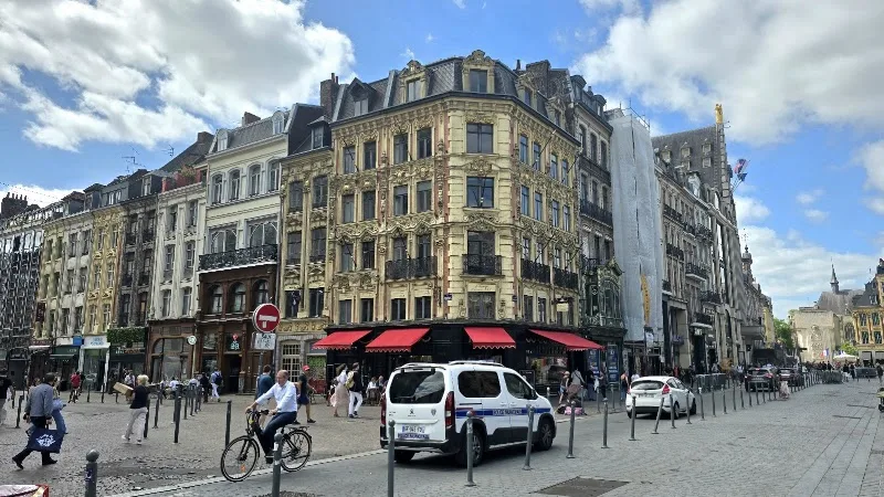 Camille Albane - Coiffeur Lille Pierre Mauroy