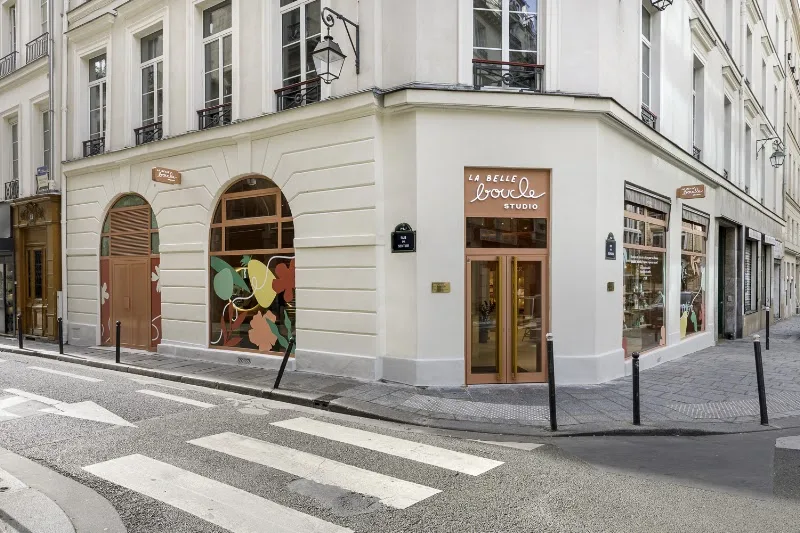 La Belle Boucle Paris Sentier - Boutique et salon de coiffure cheveux bouclés, ondulés, frisés, crépus