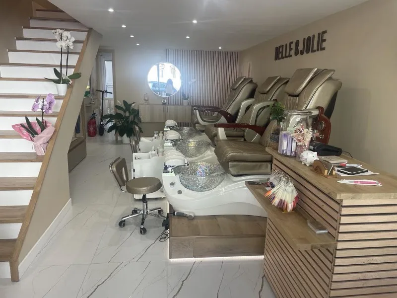Belle & Jolie BJ