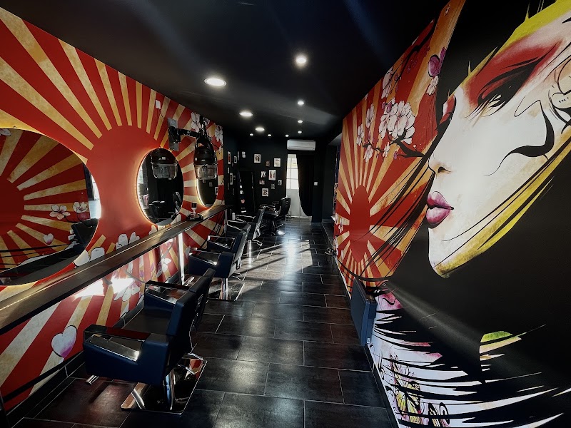 Me & My Salon BY RAPHAËL PERRIER - Coiffure Le Mans - OneBooking