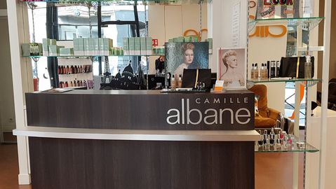 Camille Albane - Coiffeur Bordeaux centre - Coiffure Bordeaux - OneBooking