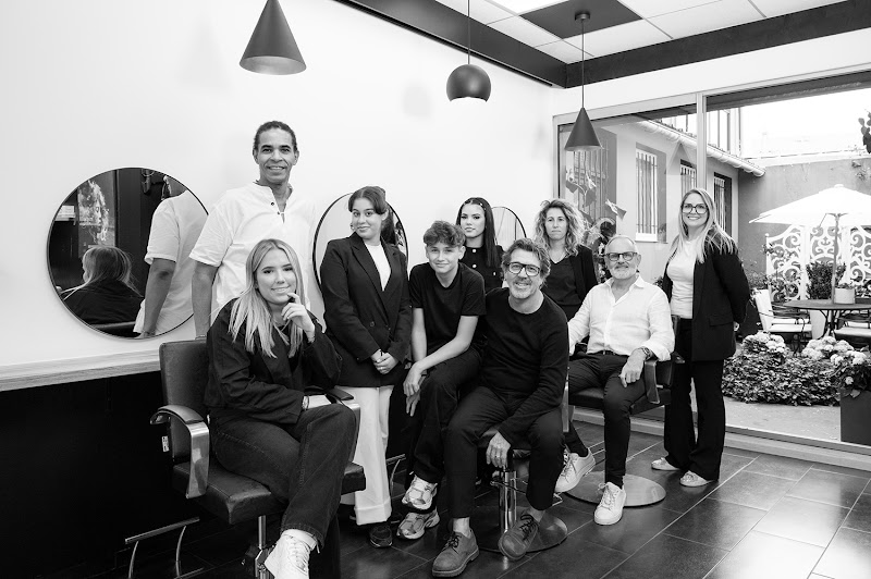 TAUBY Hervé Créateur Coiffeur (Ornano Gavinies Bordeaux) - Coiffure Bordeaux - OneBooking