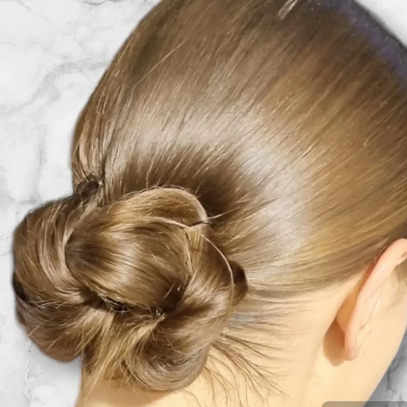 MBL prestations beauté Coiffeuse/Maquilleuse à domicile Paris