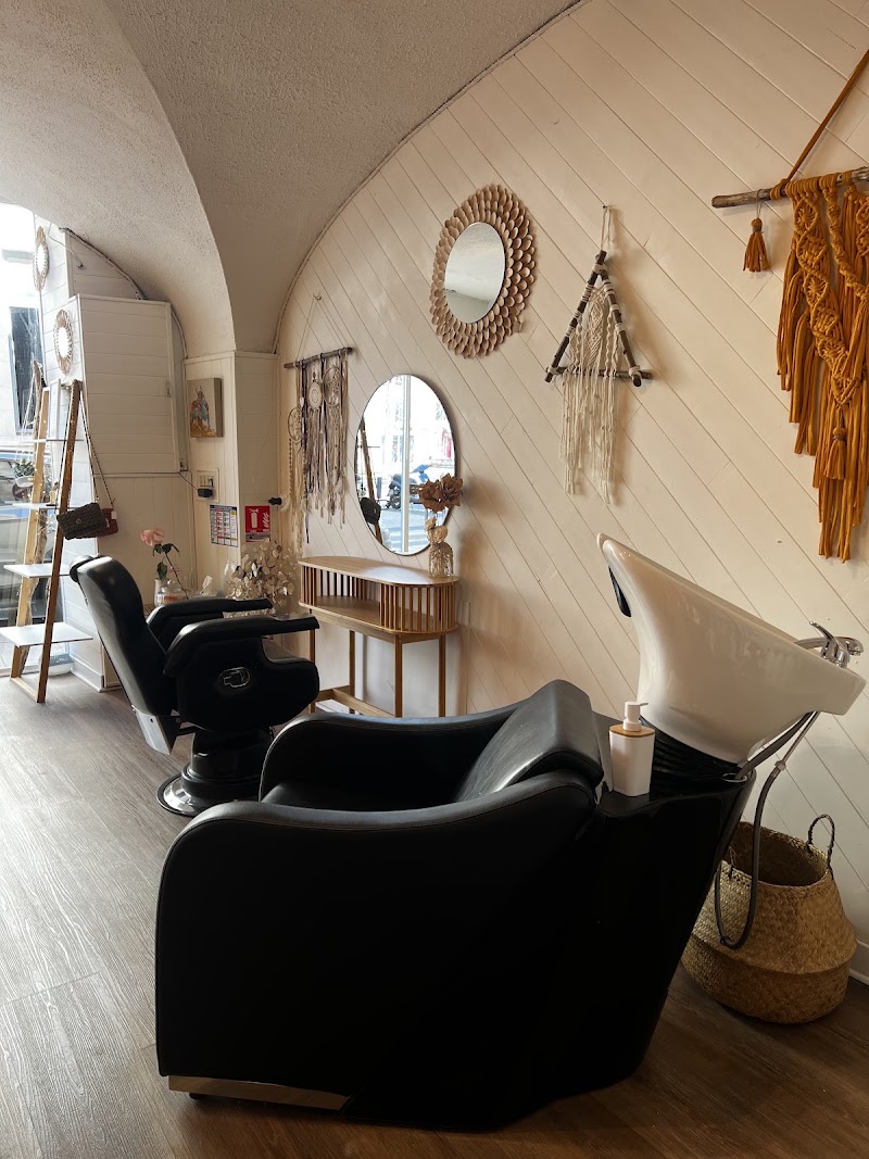 Le Salon By Ophély - Coiffure Nîmes - OneBooking