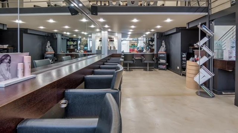 Caractère Coiffure - Coiffure Metz - OneBooking