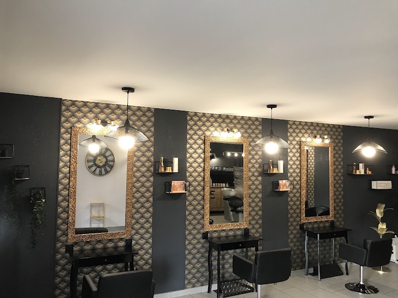 A la Découverte - Coiffure Bayonne - OneBooking
