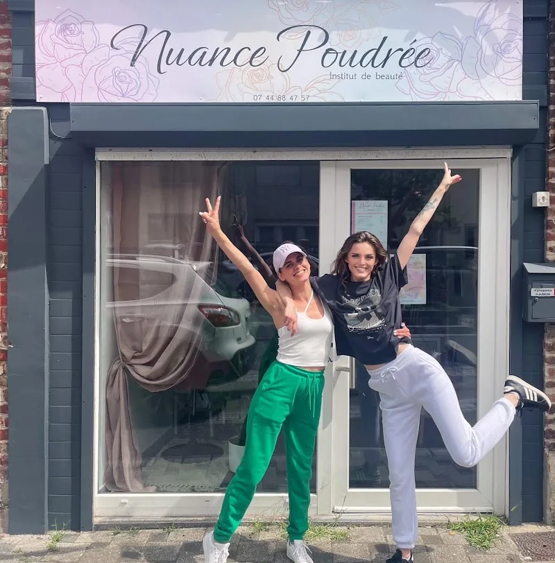 Nuance Poudrée - Sourcils & cils Amiens - Photo de couverture - OneBooking