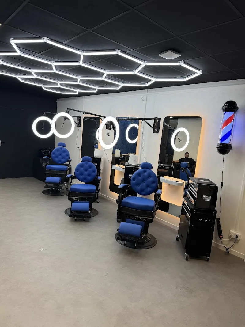 O’BLOC BARBERSHOP JEAN MOULIN