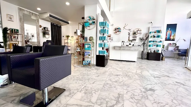 Salon By karen Coiffure et Esthétique