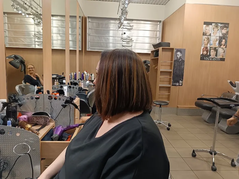 Coiffeur galerie hyper u Manosque
