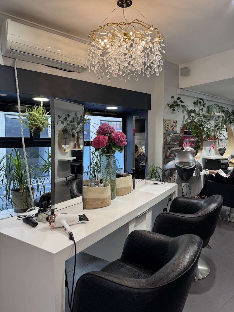 BIGUINE CALVAIRE - Coiffure Nantes - OneBooking