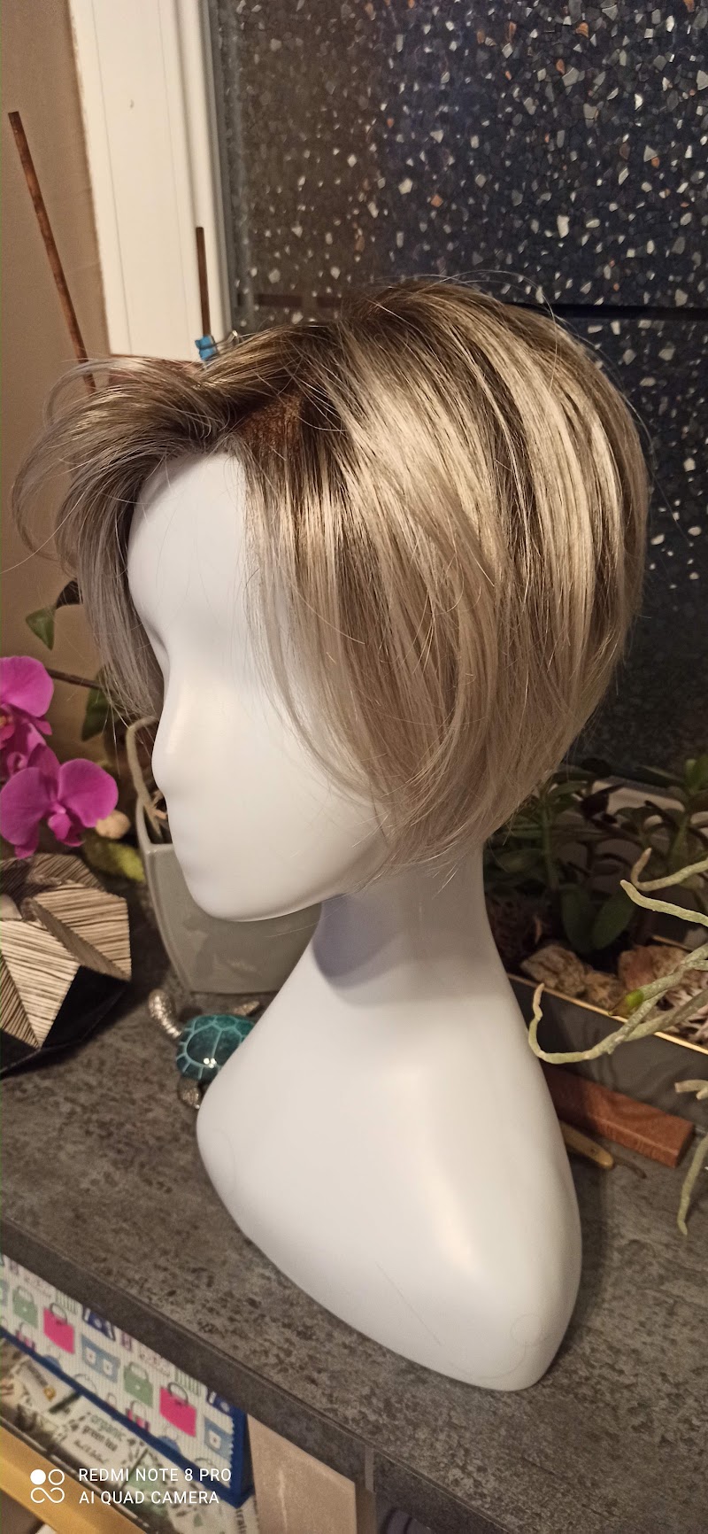 COIFFERIE PERRUQUERIE LA P'TITE LOUISE Perruque Prothèse Capillaire Médicale onco coiffure végétale chute des cheveux - Coiffure Fougères - OneBooking