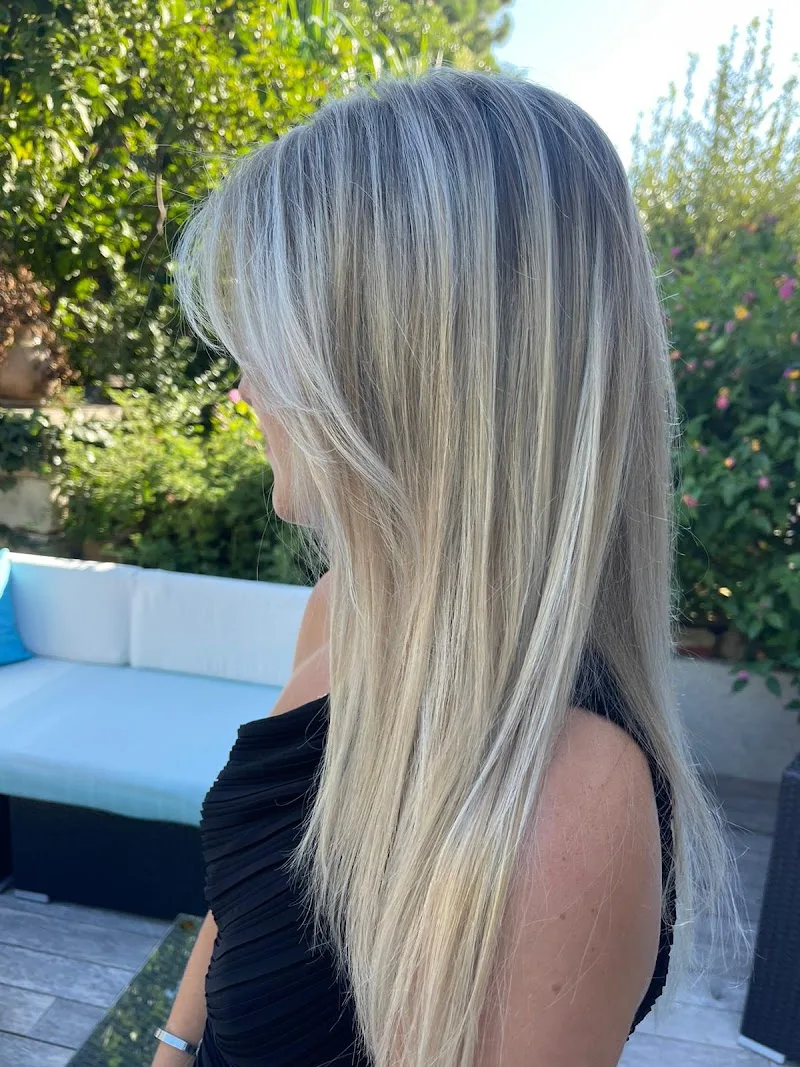 Coiffeuse a domicile /styliste maggia