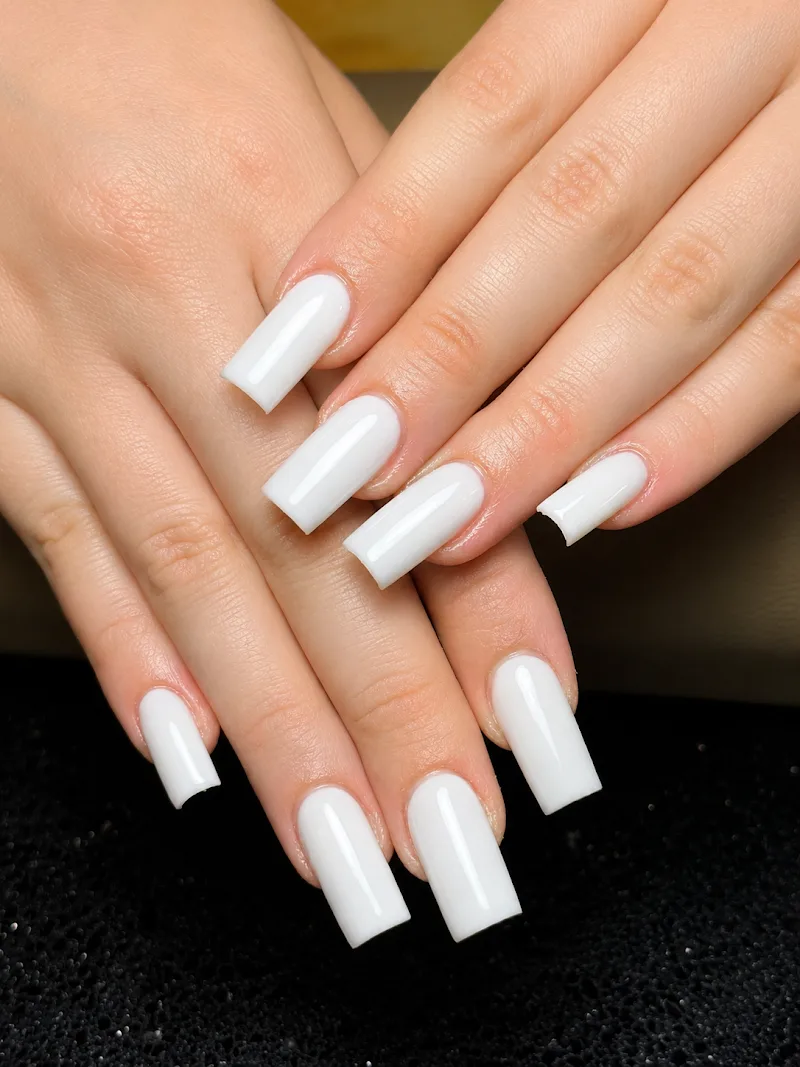 Authentique Nails Art - Onglerie Dijon - Photo de couverture - OneBooking
