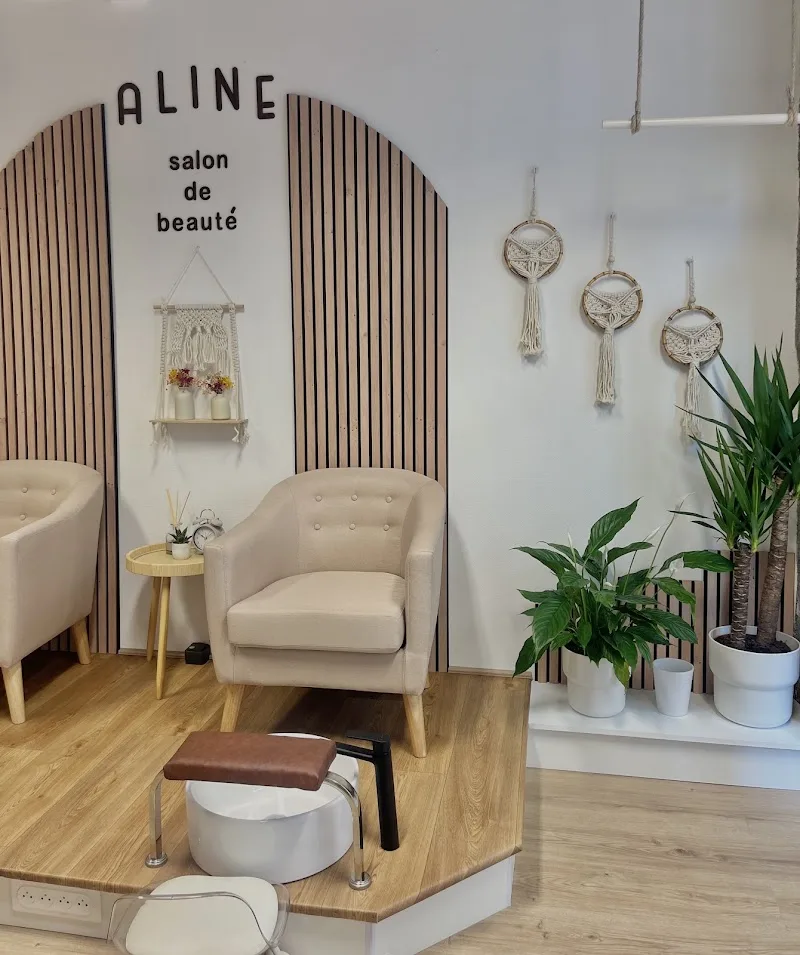 Aline Beauty - Onglerie Grenoble - Photo de couverture - OneBooking