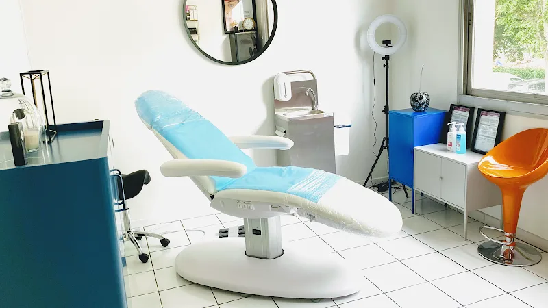 Cécile Teyssier Beauty Specialist