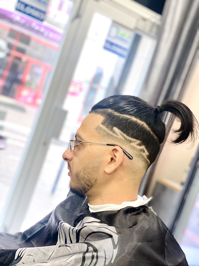 M&k barber shop - Barbier Grenoble - Photo de couverture - OneBooking
