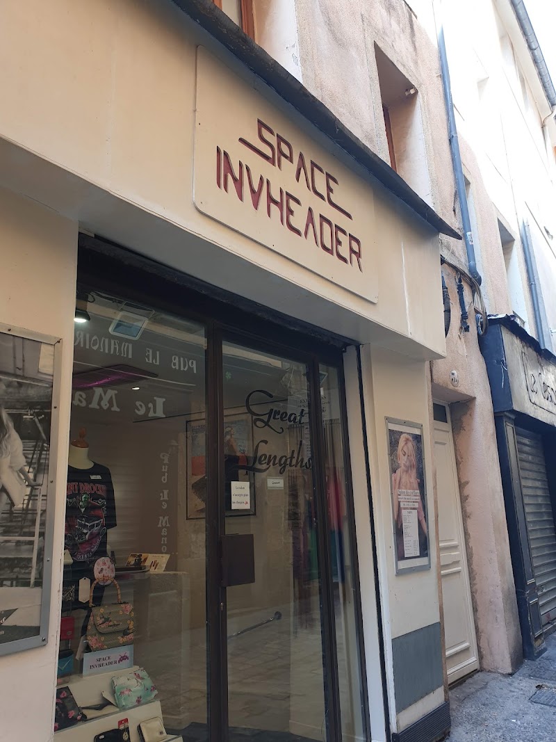 Space InvHEADer