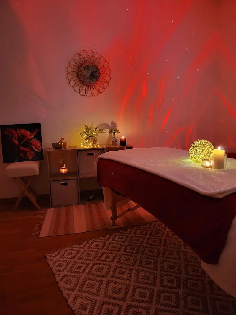 Audrey Ori - Soin émotionnel et énergétique par la respiration la parole et le massage à Le Mans