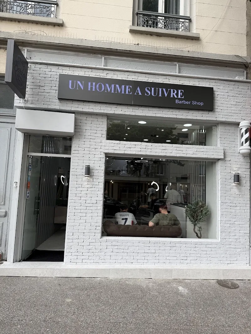 Un Homme A Suivre Barbershop Lyon 8