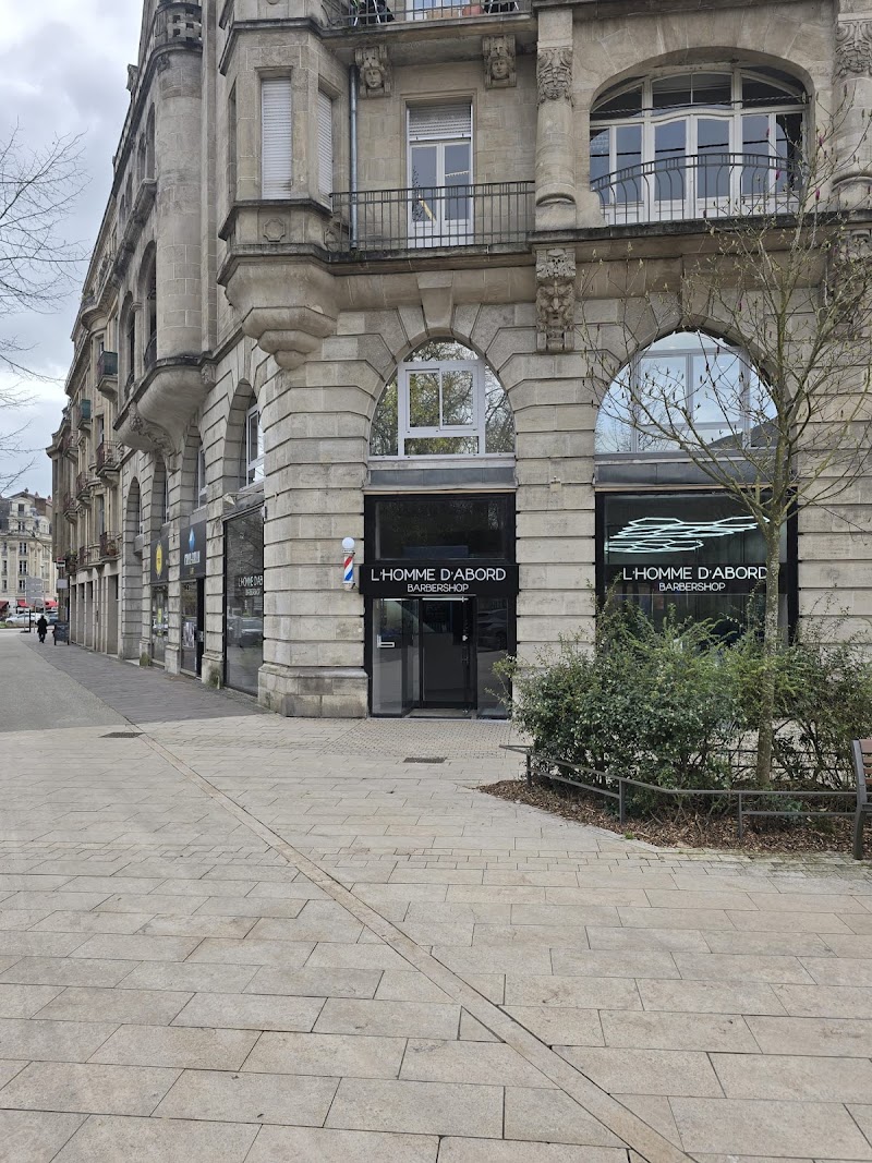 L’Homme D’abord II - BARBERSHOP - Metz - Coiffure Metz - OneBooking