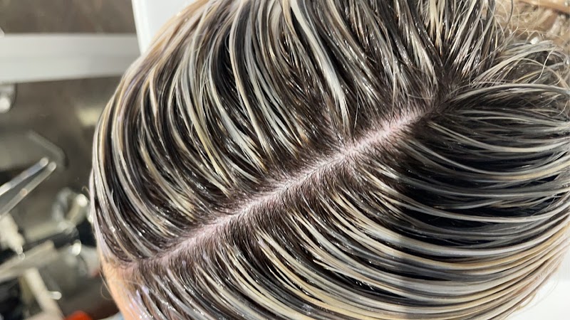 Cinthya Müller Hair Stylist Coiffeur Expert Lyon 6 Brotteaux - Coiffure Lyon - OneBooking