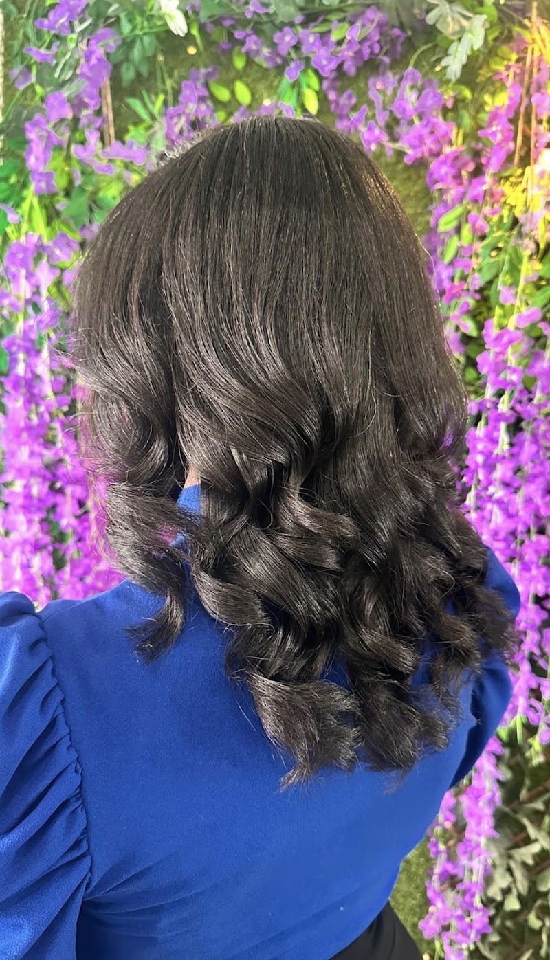 Hair Beauty Concept Paris 19 - Coiffure Paris - OneBooking