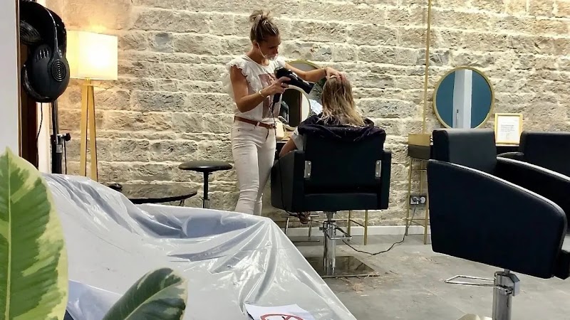 Camille Sammut L' Adresse coiffure - Coiffure Nîmes - OneBooking