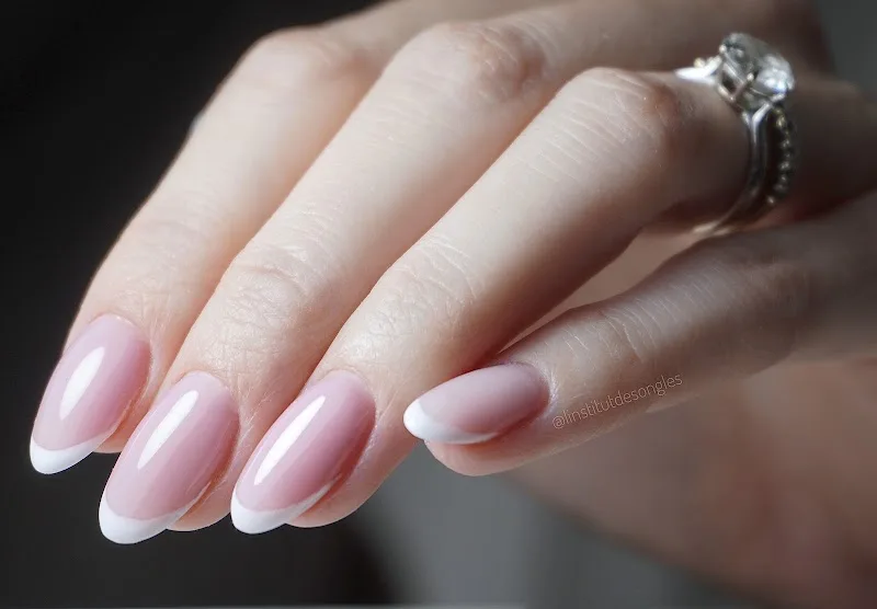 L'institut Des Ongles - Manucure Russe