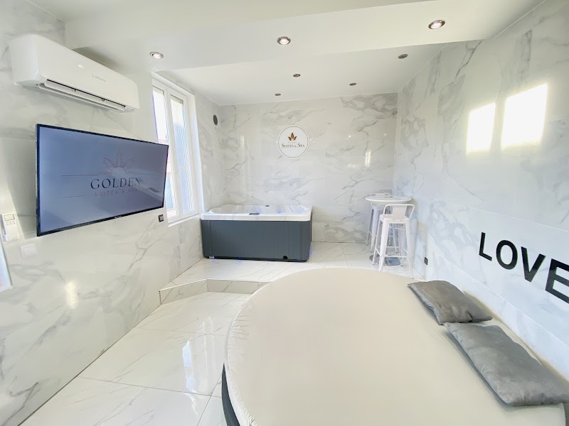 Golden Suites & Spa