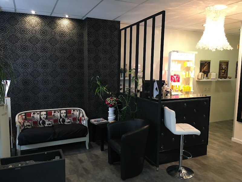 Salon Karleta - Coiffure Orléans - OneBooking