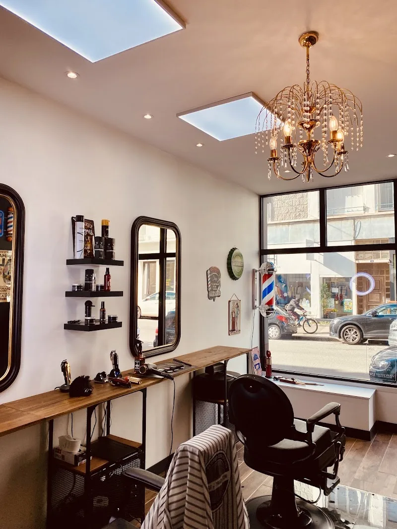THE BARBER CLUB